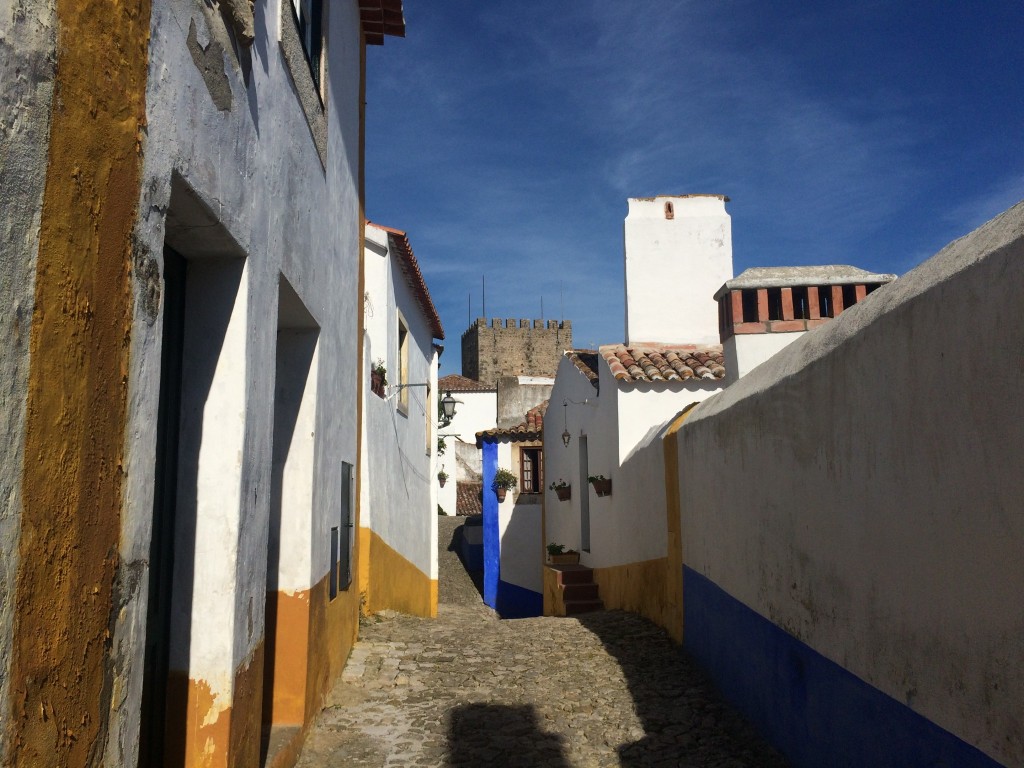 Cute and quiet backstreets in Óbidos
